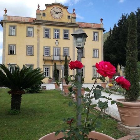 Relais Villa Poschi Pugnano Luaran gambar