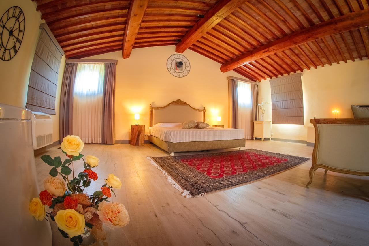 Relais Villa Poschi Pugnano Luaran gambar