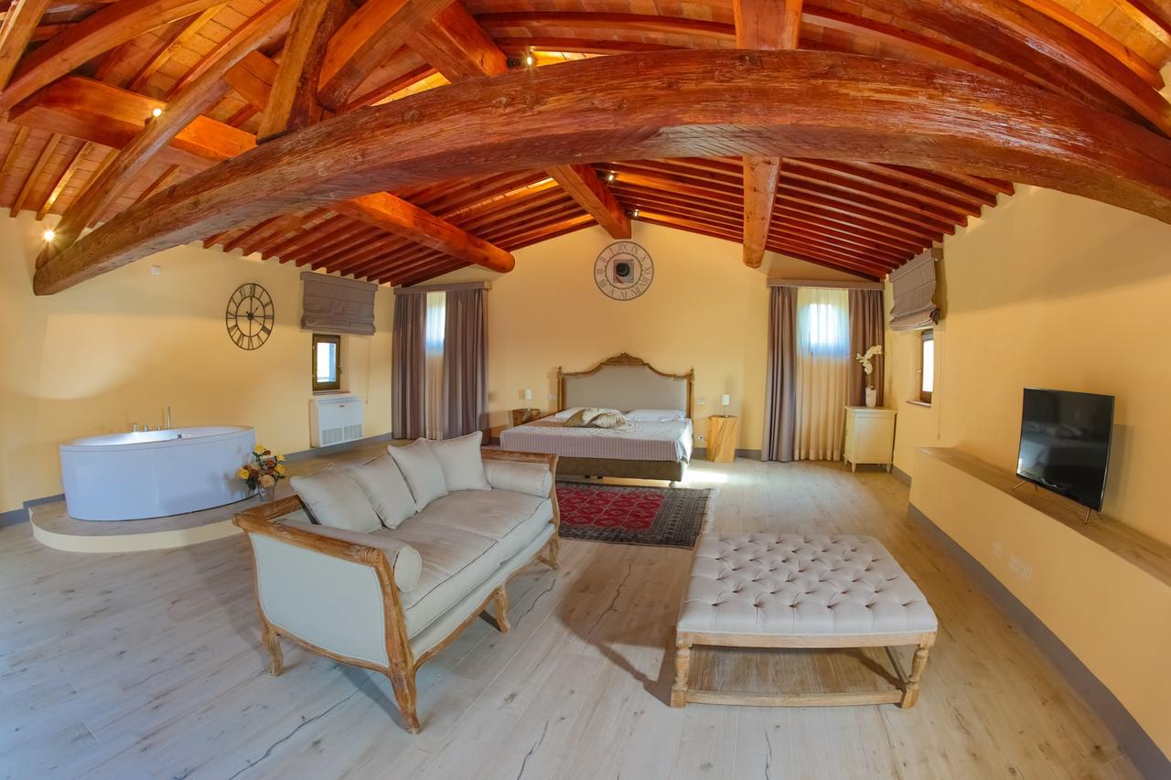 Relais Villa Poschi Pugnano Luaran gambar