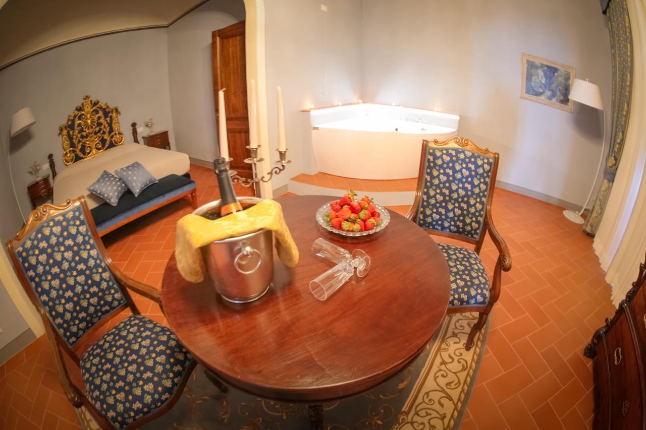 Relais Villa Poschi Pugnano Luaran gambar